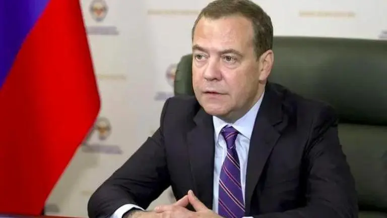 Russia's Medvedev asks Russians to download pirated movies to make Netflix go bankrupt Russia