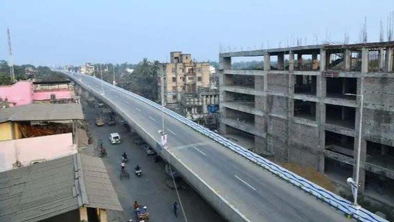 Shut due to cracks, Bengal's longest flyover opens to traffic after 26 hours