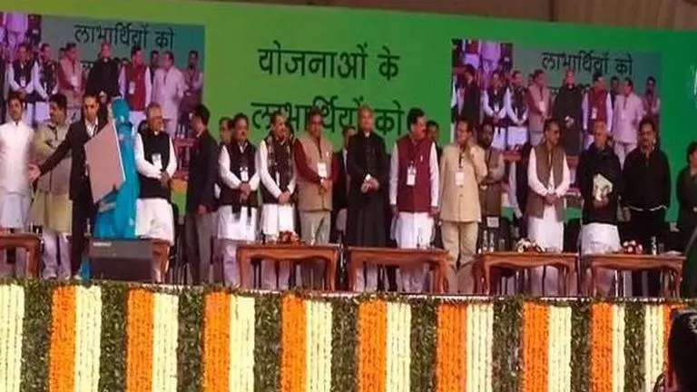 Rajasthan: CM Gehlot promises Rs 2,300 crore electricity subsidy to farmers for 5 years Rajasthan