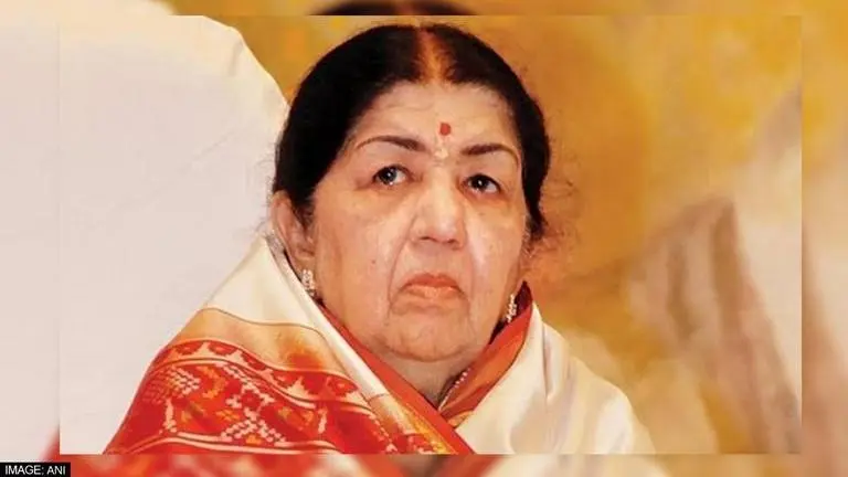 Lata Mangeshkar passes away: Here are soulful patriotic songs sung by the legendary singer lata mangeshkar