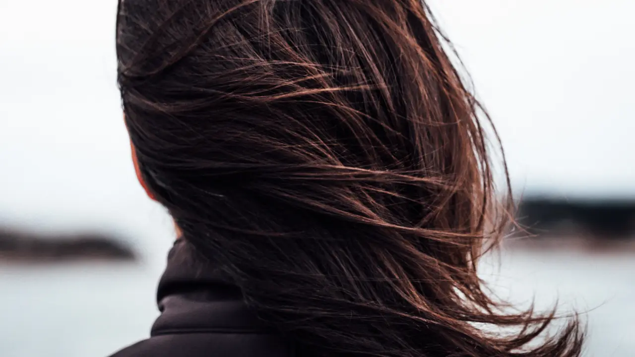 Nourish And Revitalise Your Dry Hair With These DIY Remedies For Split Ends Representative image of healthy hair