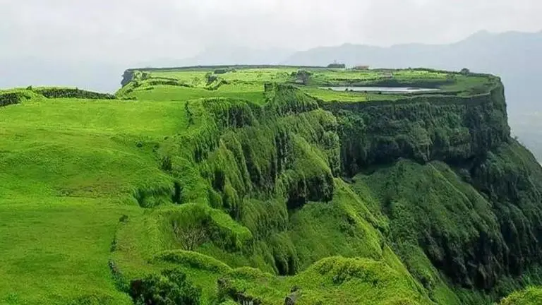 Students get notice for camping overnight at Pune fort