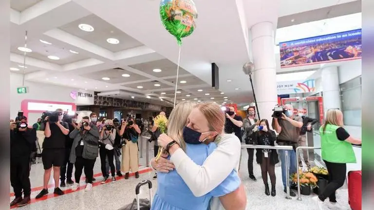 Sydney welcomes first international flight after almost 600 days of restrictions: Reports Australia