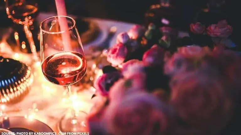 On National Rose Day, know how Rose Wines different from red and white wine National rose day