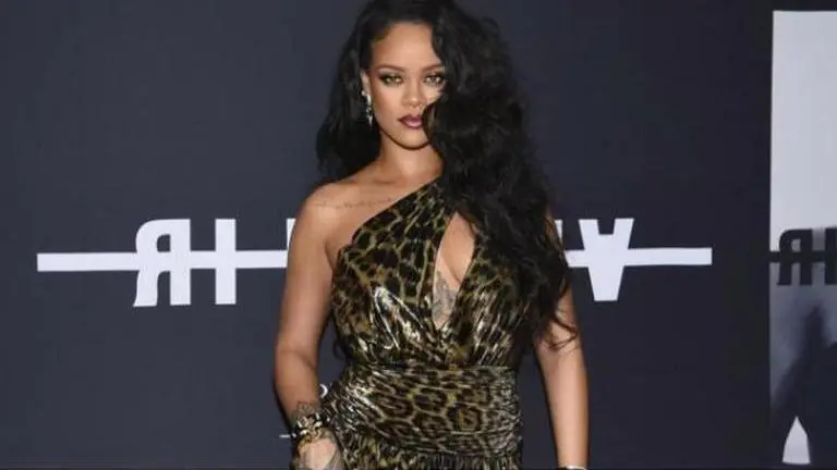 Rihanna’s foundation donates a whopping $15 million towards climate change initiative Rihanna