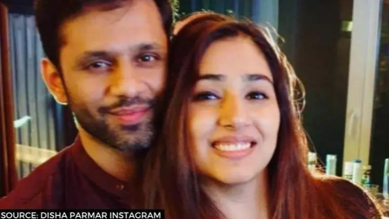 Rahul Vaidya and Disha Parmer spotted on a celebratory dinner date in Mumbai; See pics rahul vaidya