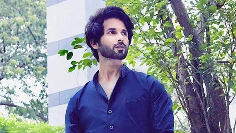 Shahid Kapoor showcases how fast his mood changes in this new post, Watch Shahid Kapoor