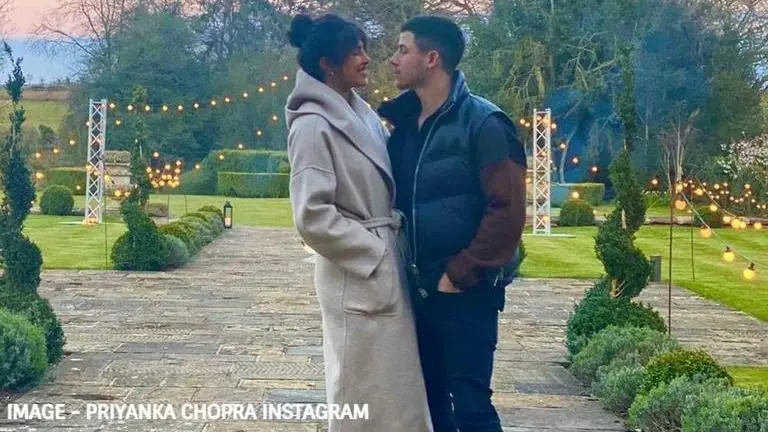 Priyanka Chopra is all hearts for Jonas Brothers and Marshmello's new music video Priyanka Chopra