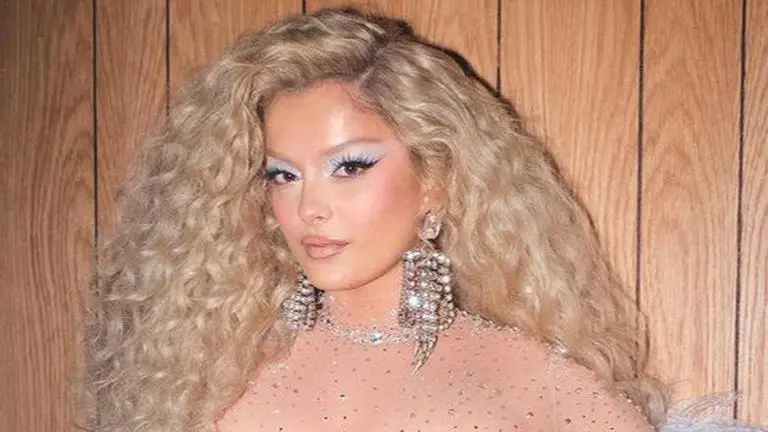 Bebe Rexha hit in the face with phone during concert, singer says doing 'good' singer Bebe Rexha