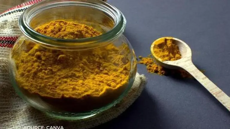 Desi Hacks: 6 super easy ways to include more turmeric in your diet desi hacks