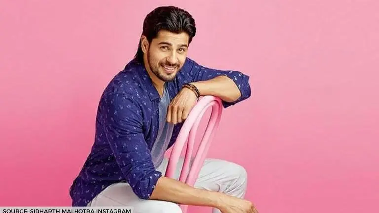 Sidharth Malhotra announces his upcoming film 'Mission Majnu' with Rashmika Mandanna Sidharth Malhotra