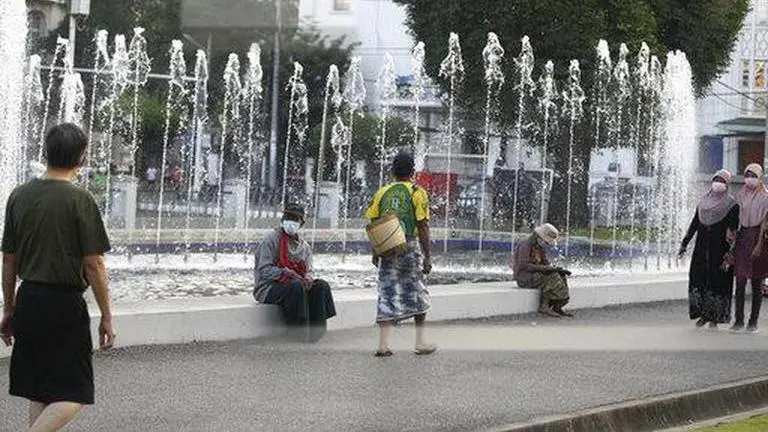 HRW demands immediate release of Aung San Suu Kyi HRW demands immediate release of Aung San Suu Kyi