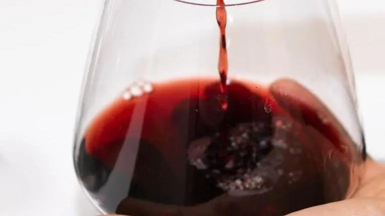 Tainted rice wine kills 7 at Cambodian funeral ceremony Tainted rice wine kills 7 at Cambodian funeral ceremony