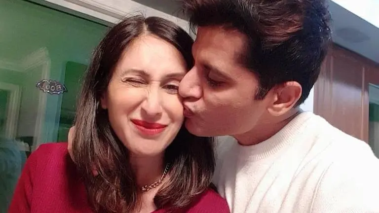 Times Karanvir Bohra & Teejay Sidhu flaunted their love for each other via Instagram Karanvir Bohra