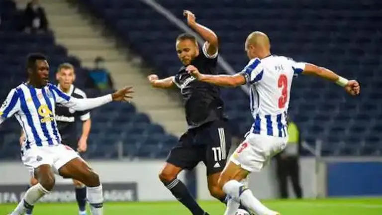 Porto beats Olympiakos 2-0 in Champions League