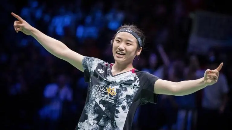 An Se Young and Kunlavut Vitidsarn earn historic first titles at badminton worlds An Se Young and Kunlavut Vitidsarn