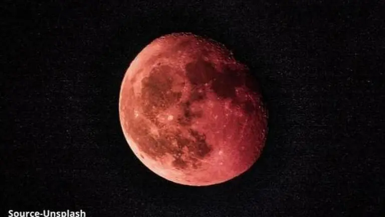 lunar eclipse time in uk