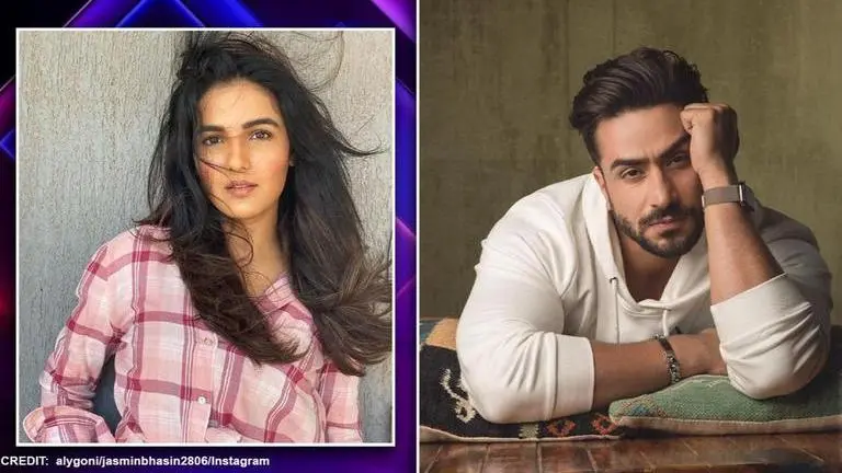 Jasmin Bhasin recalls good old vacay days, Aly Goni comments 'Chalo' with crying emoticon