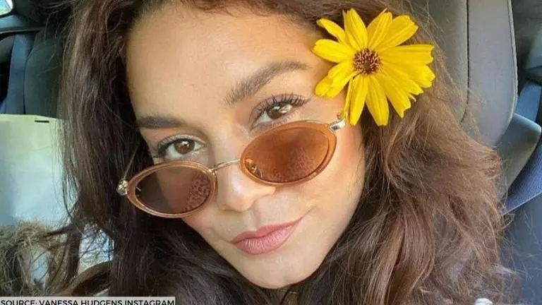 Vanessa Hudgens gets all dolled up as she goes on 'date night' post her break up vanessa hudgens