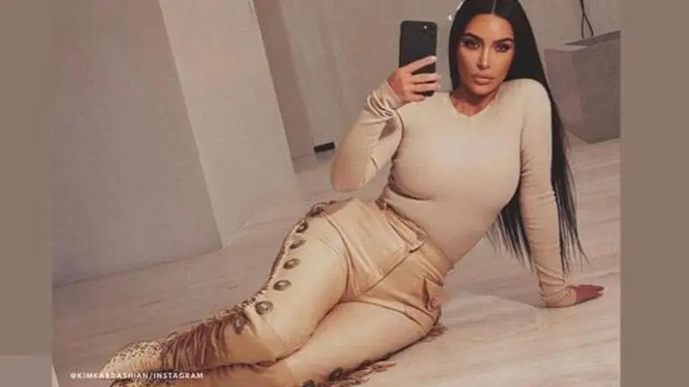 Kim Kardashian's mirror shots that you should not miss; Check out the pictures here Kim Kardashian