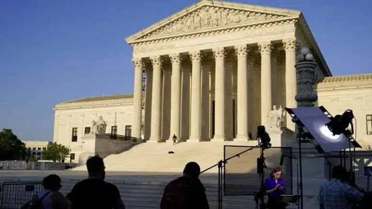 US Supreme Court preserves women's access to abortion drug, rejects restrictions