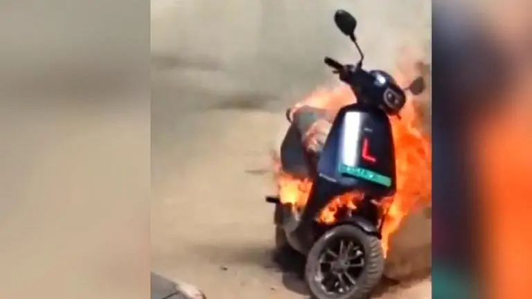 Electric two-wheeler goes up in flames in Hyderabad