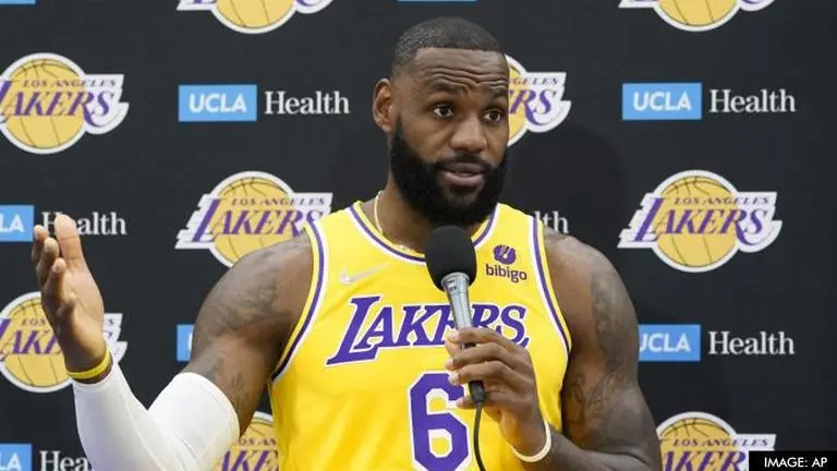 What happened to Lebron James? Why is the 4-time NBA champion ruled out for a week? Lebron James, Lebron James injury