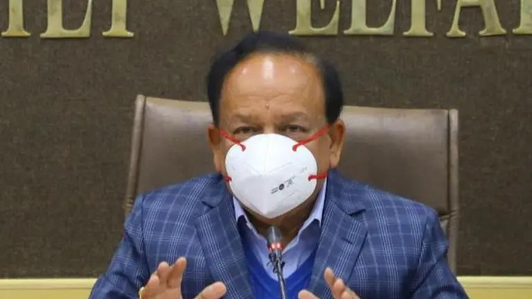 3,81,305 beneficiaries received COVID vaccine, 580 adverse events reported: Health ministry