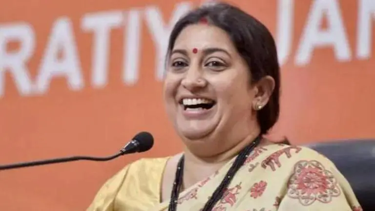 Smriti Irani's Instagram post about Mom's slap goes viral; celebrities and netizens react Smriti Irani