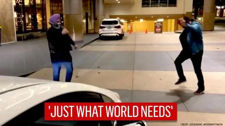 Video: Uber driver and passenger dance to Punjabi song in Seattle, netizens impressed Uber