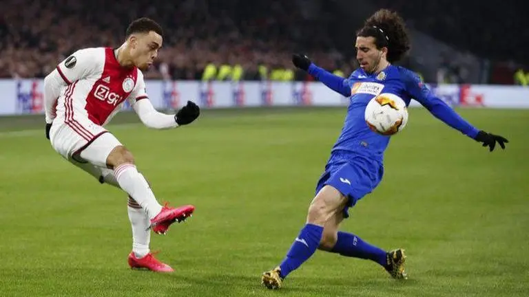 Spanish fans disapprove of stadium closures to stem virus Spanish fans disapprove of stadium closures to stem virus