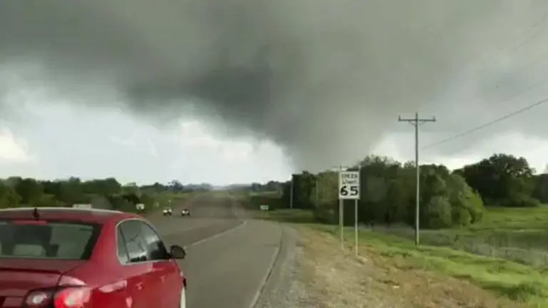 Tornado in Indonesia kills 2, damages hundreds of homes