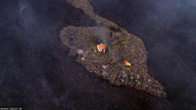 Canary Islands volcano eruption: 'Miracle house' survives lava flow; Watch Canary Islands