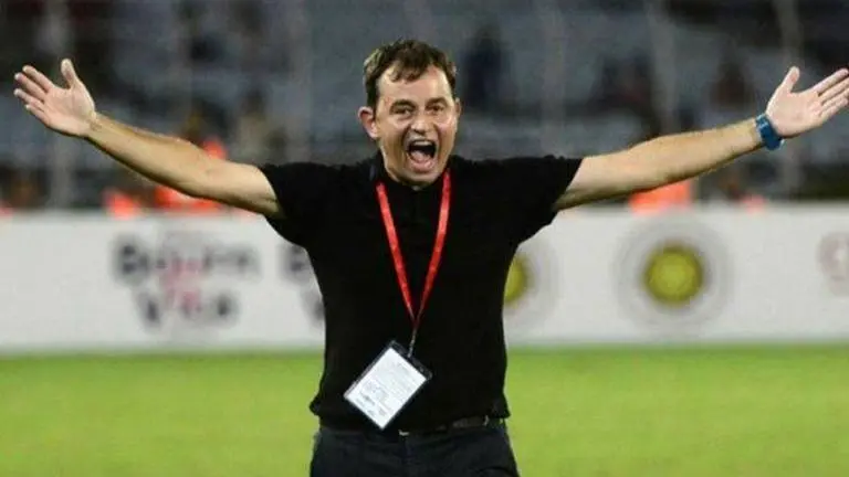 Kerala Blasters appoint Vicuna as coach after parting ways with Schattorie Kerala Blasters