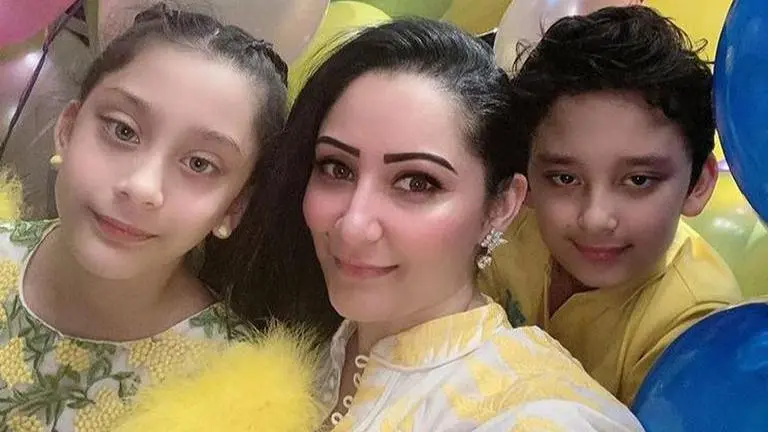 Sanjay Dutt's kids Iqra & Shahraan turn 10, Maanayata shares glimpses from celebration Sanjay Dutt