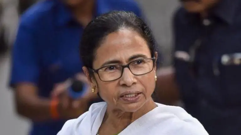 West Bengal CM Mamata Banerjee wishes Delhi counterpart Kejriwal a speedy recovery