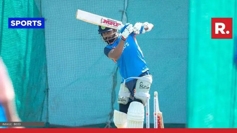 IND vs AUS: Virat Kohli goes an extra mile to resolve major flaw in batting ahead of 2nd Test Virat Kohli practice