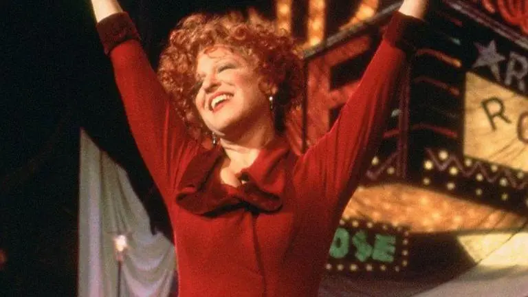 Bette Midler reveals she is more than excited to return for 'Hocus Pocus 2' Bette Midler