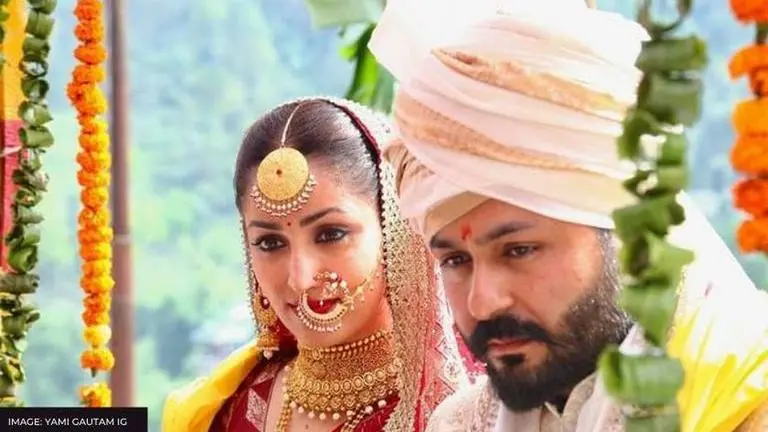 SEE PICS: YAMI GAUTAM AND ADITYA DHAR GET CLICKED FOR THE FIRST TIME POST THEIR WEDDING