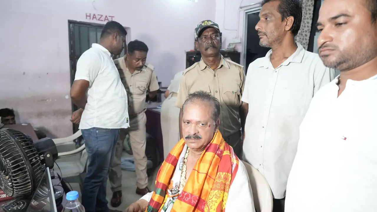 Congress Candidate From Odisha's Puri Assembly Seat Attacked, Sustains Injuries Congress candidate from the Puri Assembly seat Uma Ballav Rath attacked