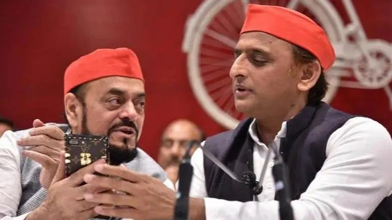 I.N.D.I.A MLA won't say Vande Mataram? Samajwadi Party's Abu Azmi opposes National Song Vande Mataram