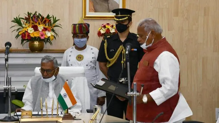 Jitan Ram Manjhi sworn in as pro-tem Speaker of Bihar assembly