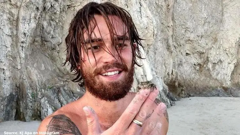 'Riverdale’ actor KJ Apa suffers a head injury while doing a stunt on the sets riverdale