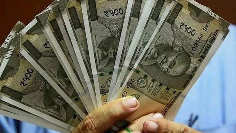 RBI report says 79,669 pieces of fake Rs 500 notes detected in FY22 Fake Currency