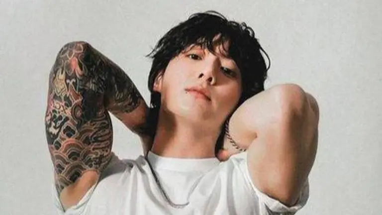 BTS Jungkook becomes first soloist to surpass 15 million streams on debut day BTS Jungkook