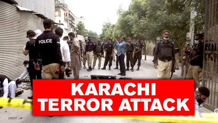 Terror attack at Pakistan Stock Exchange in Karachi; terrorists don Police uniforms Karachi