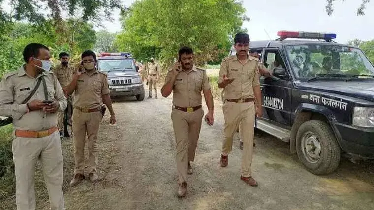 UP: Girl Students Compelled to Reside in Boys Hostel, Probe On