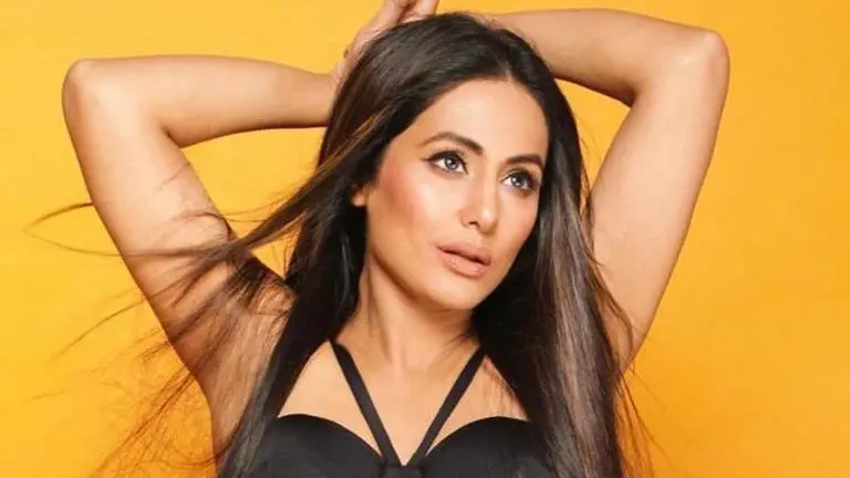 Hina Khan's 'want to fly' slow-mo reel has Nakuul Mehta warning her boyfriend Rocky; Read Hina Khan