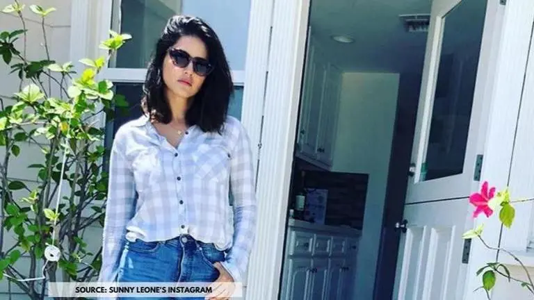 Sunny Leone catches up on 'world drama' with a powerful quote; See post Sunny Leone