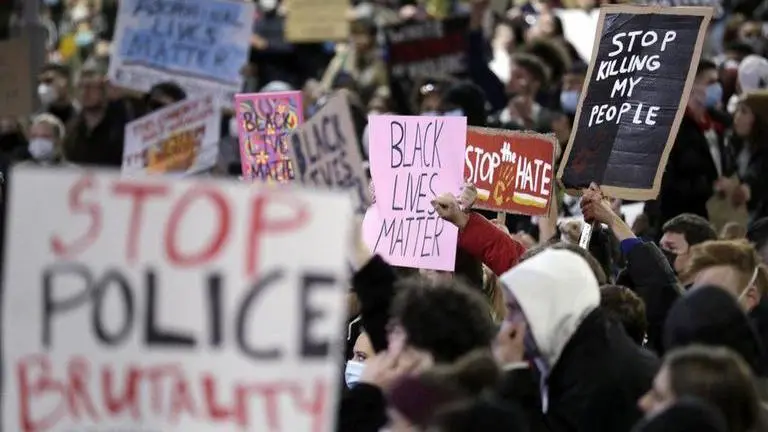 Australia: Brisbane, Townsville demos in wake of Floyd death